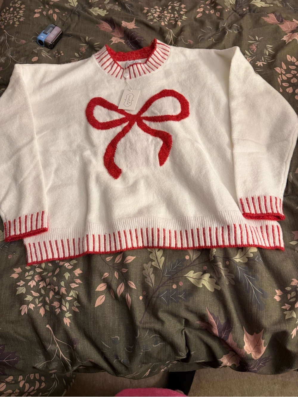 Mud Pie White Crewneck Sweater with Red Bow Detail